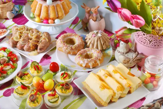 Śniadanie Wielkanocne: Tradycyjne Menu i Nowoczesne Pomysły